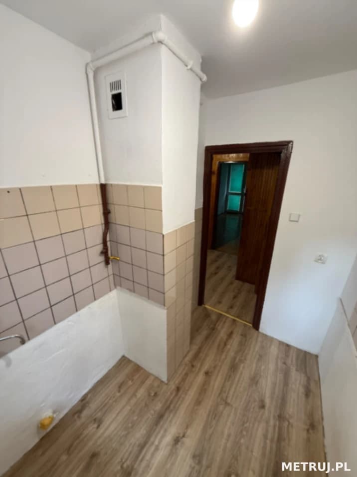 Wrocław, ul. Pereca – 3 pokoje, 45 m², balkon i piwnica!