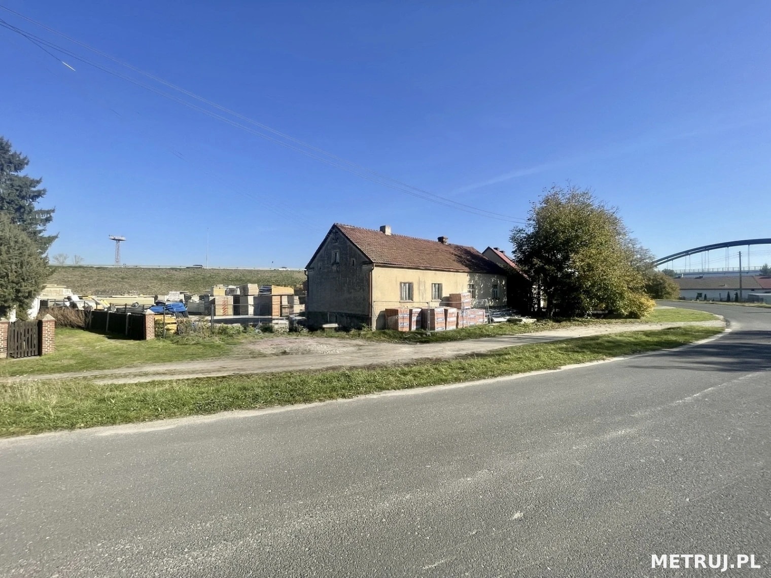 🏢 Wyjątkowa Inwestycja: Dom wolnostojący z potencjałem na nowoczesny Biurowiec – Opole-Borki