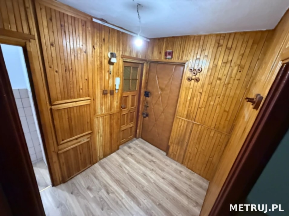 Wrocław, ul. Pereca – 3 pokoje, 45 m², balkon i piwnica!