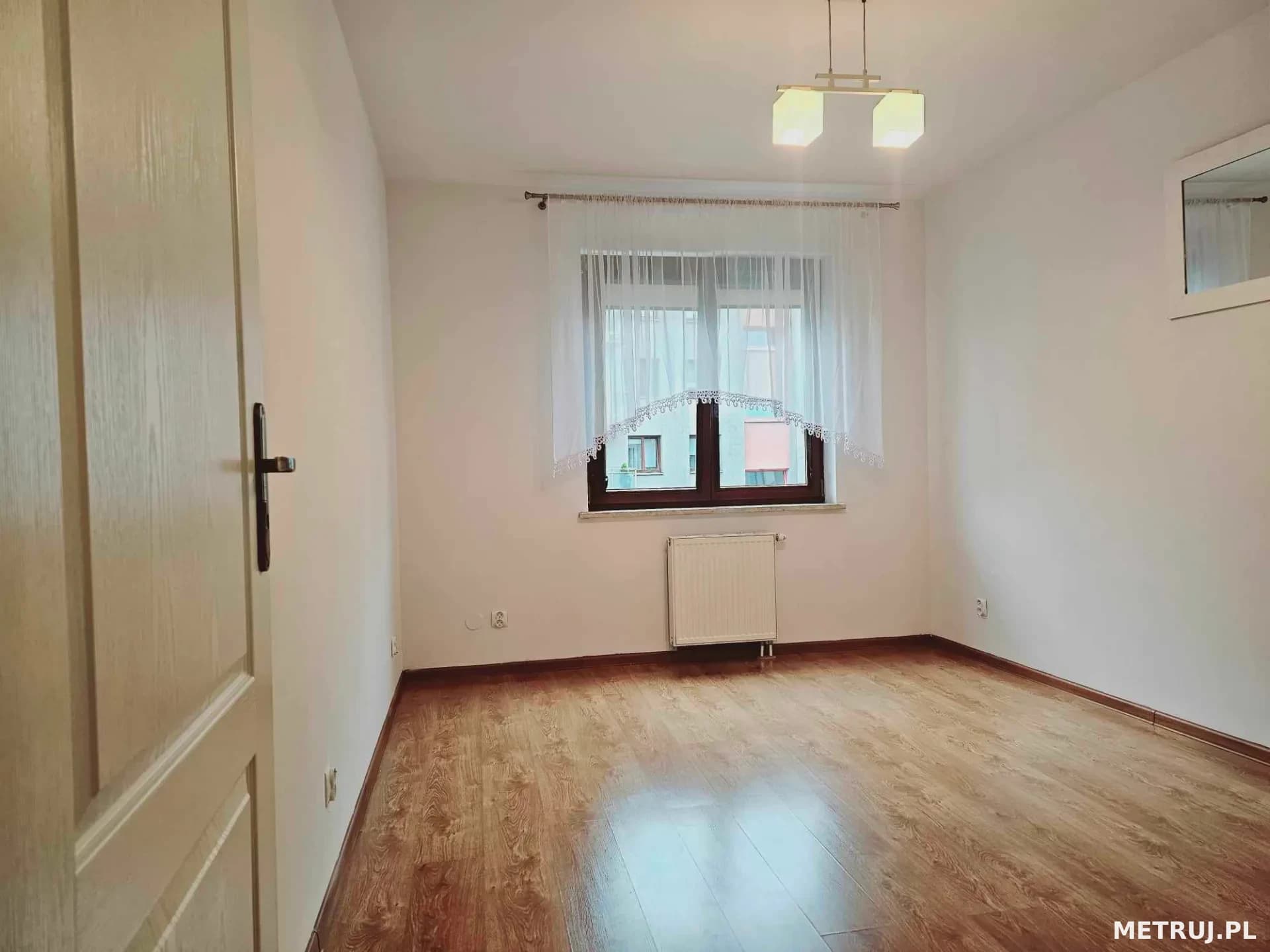 Mieszkanie 2 oddzielne pokoje, 49 mkw, ul. Kaczary