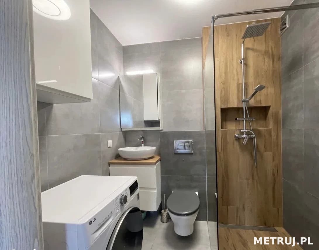 Przestronne mieszkanie 2 pokoje